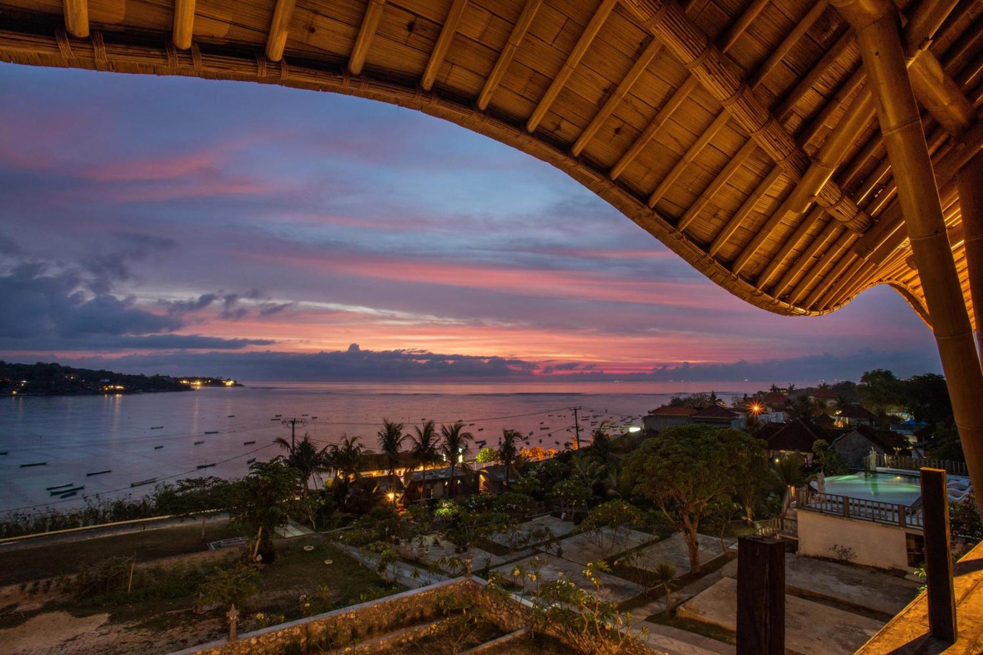 Nusa View - Oceanfront Rentals Nusa Lembongan  Exterior photo