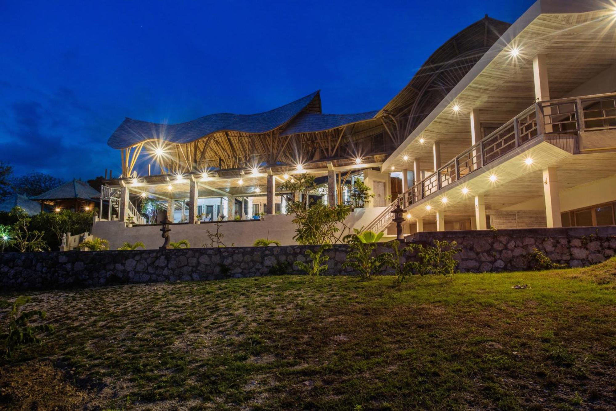 Nusa View - Oceanfront Rentals Nusa Lembongan  Exterior photo