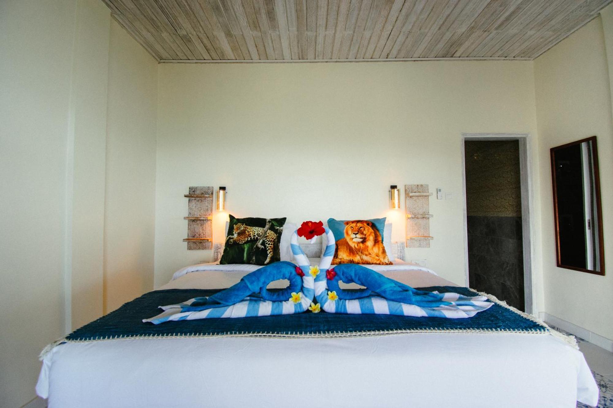 Nusa View - Oceanfront Rentals Nusa Lembongan  Exterior photo